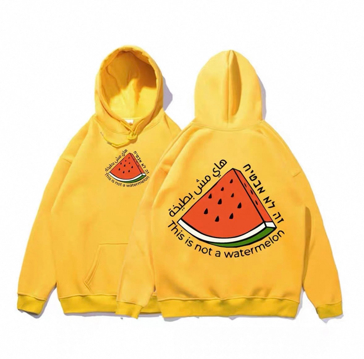 Gul hoodie med stor vandmelon og teksten “This is not a watermelon”