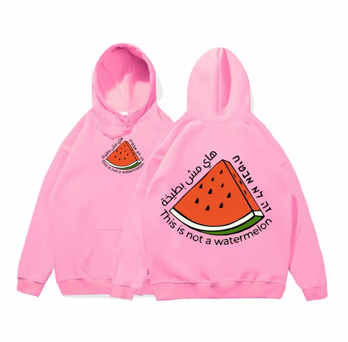 Lyserød hoodie med stor vandmelon og teksten “This is not a watermelon”
