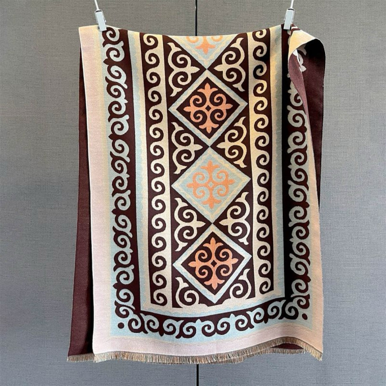 Palæstinensisk Halstørklæde - Symbol på Stolthed og Solidaritet