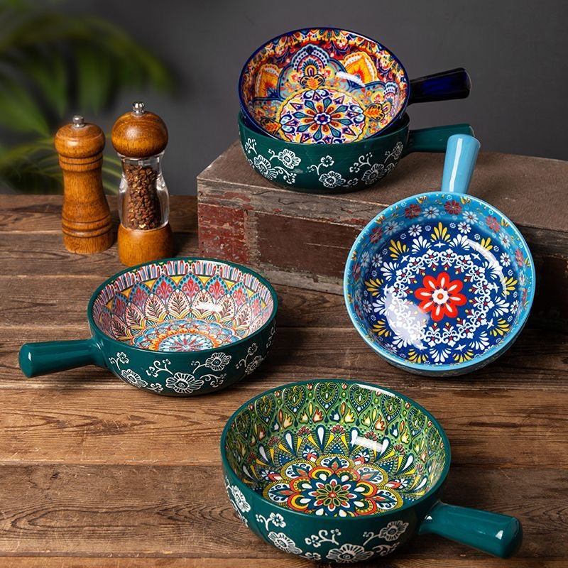 Stakket boho keramikskål med hank i flere farver